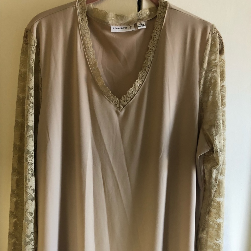 Blouse - Picture 1 of 1